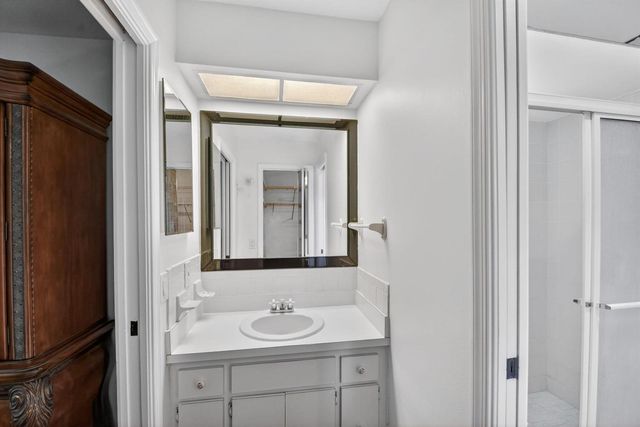 980 Ryanwood Drive, West Palm Beach, FL 33413