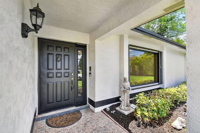 980 Ryanwood Drive, West Palm Beach, FL 33413