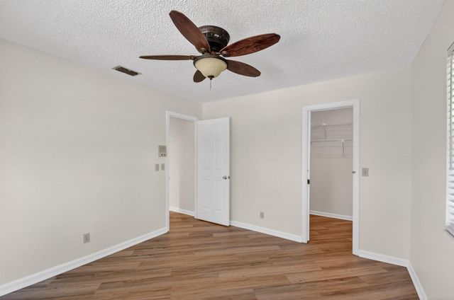 980 Ryanwood Drive, West Palm Beach, FL 33413