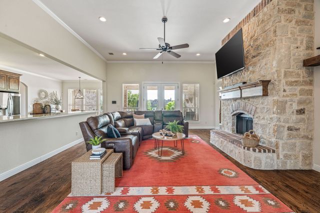 316 Bear Country Drive, Aledo, TX 76008
