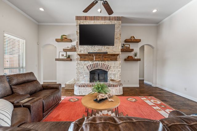 316 Bear Country Drive, Aledo, TX 76008