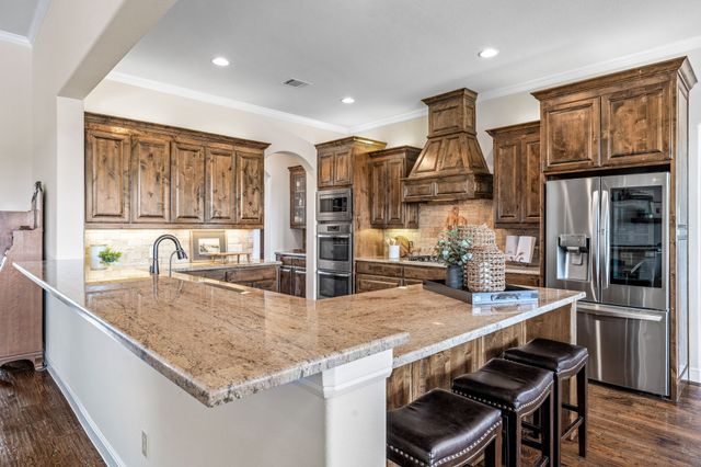 316 Bear Country Drive, Aledo, TX 76008