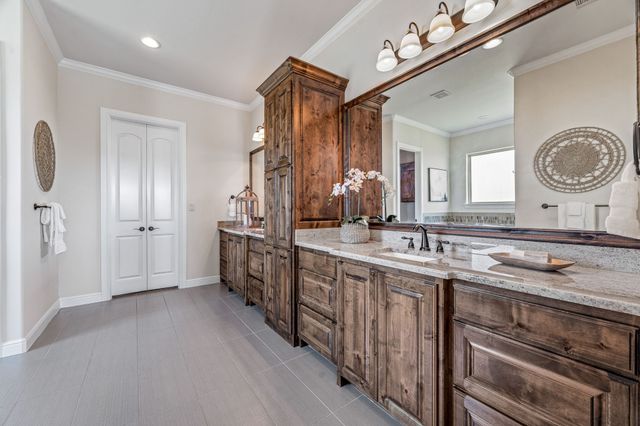 316 Bear Country Drive, Aledo, TX 76008