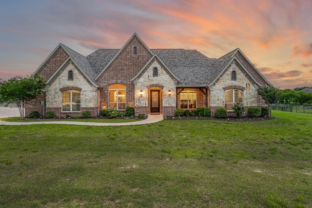 316 Bear Country Drive, Aledo, TX 76008