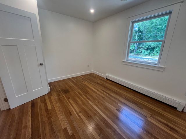 76 Sippewissett Road, Falmouth, MA 02540