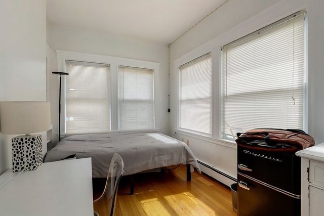 62 Algonquin Rd. 1A, Newton, MA 02467