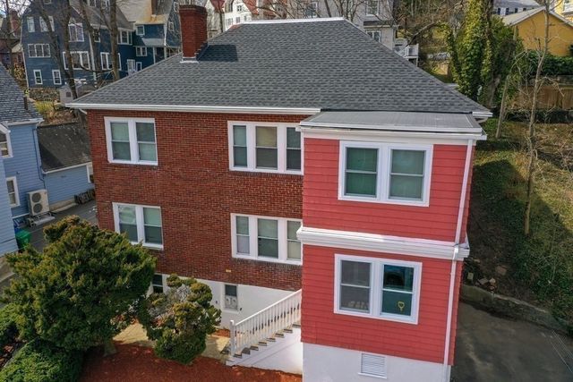 62 Algonquin Rd. 1A, Newton, MA 02467