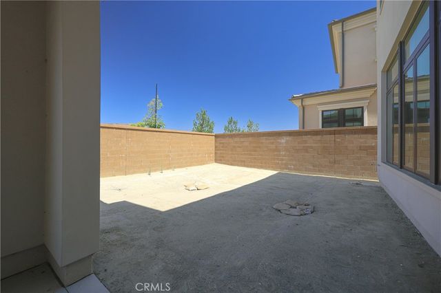 446 Ridgecrest, Irvine, CA 92602