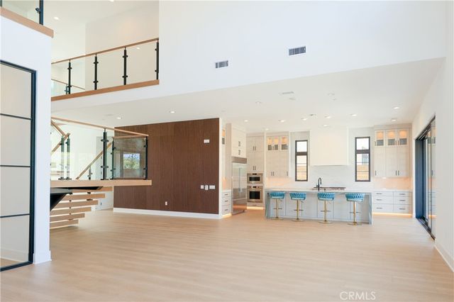 446 Ridgecrest, Irvine, CA 92602