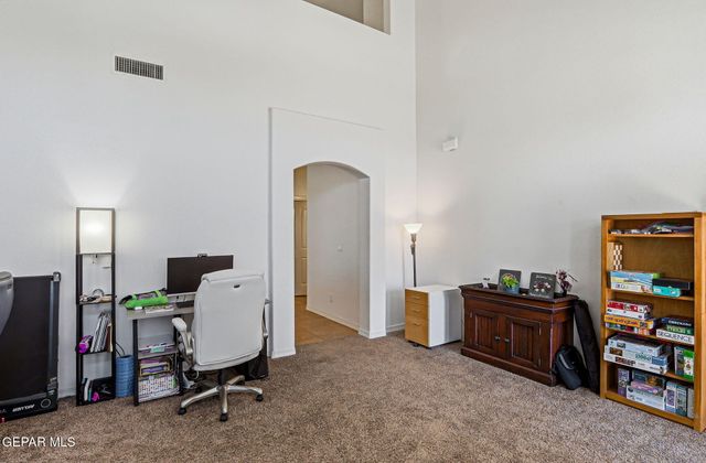 7267 CAMINO DEL SOL Drive, El Paso, TX 79911