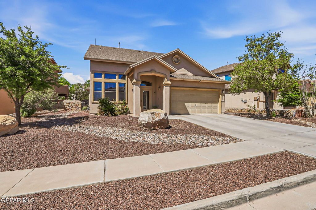 7267 CAMINO DEL SOL Drive, El Paso, TX 79911