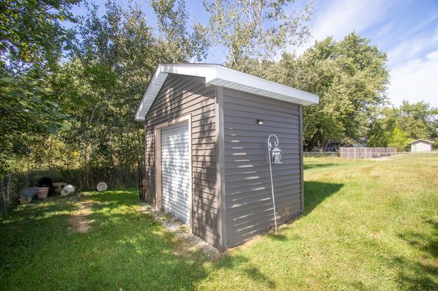 1430 N Veden Road, Chesterton, IN 46304