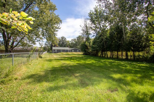 1430 N Veden Road, Chesterton, IN 46304