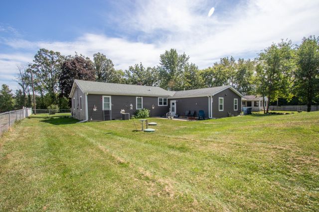 1430 N Veden Road, Chesterton, IN 46304