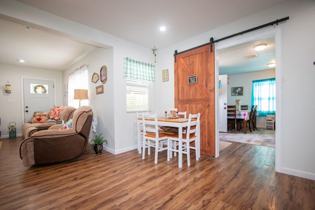 1430 N Veden Road, Chesterton, IN 46304