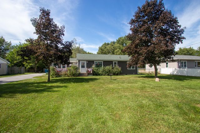 1430 N Veden Road, Chesterton, IN 46304