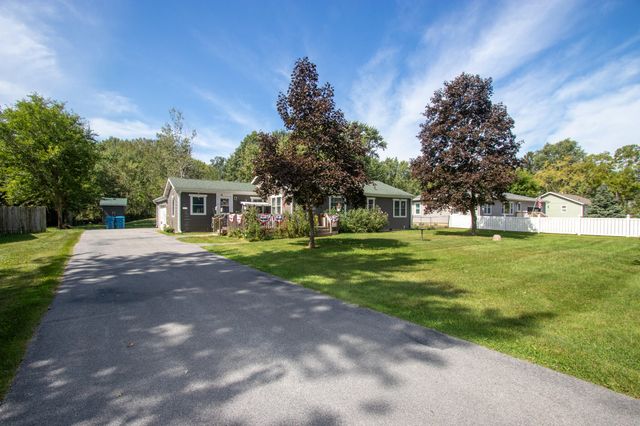 1430 N Veden Road, Chesterton, IN 46304