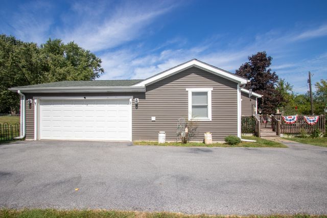 1430 N Veden Road, Chesterton, IN 46304