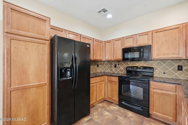 954 W Calle Valenciana, Sahuarita, AZ 85629