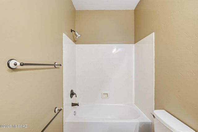 954 W Calle Valenciana, Sahuarita, AZ 85629