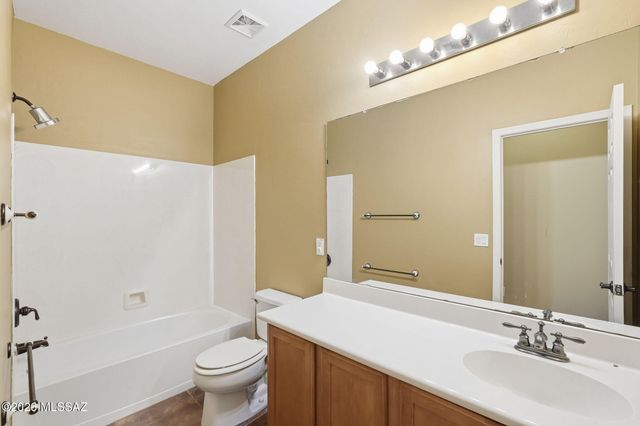 954 W Calle Valenciana, Sahuarita, AZ 85629