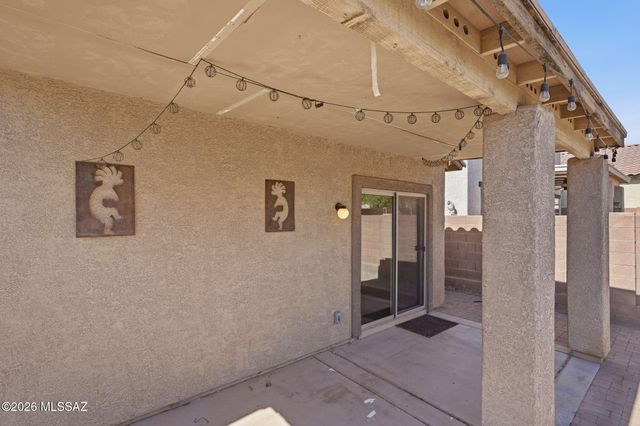954 W Calle Valenciana, Sahuarita, AZ 85629