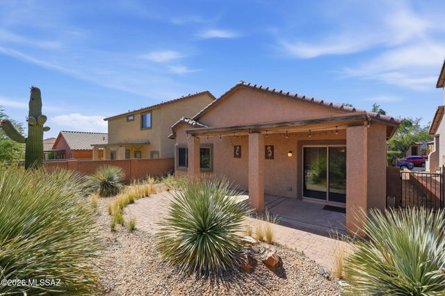 954 W Calle Valenciana, Sahuarita, AZ 85629