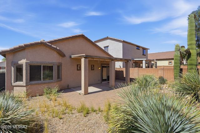 954 W Calle Valenciana, Sahuarita, AZ 85629