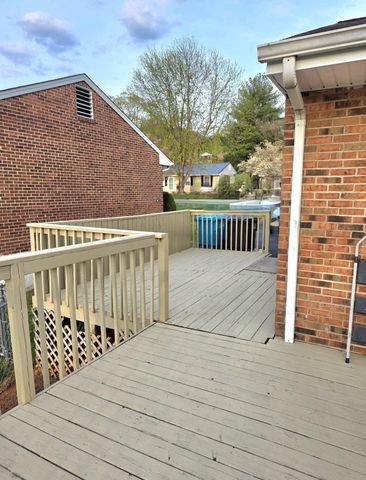 4730 Long Acre DR, Roanoke, VA 24019