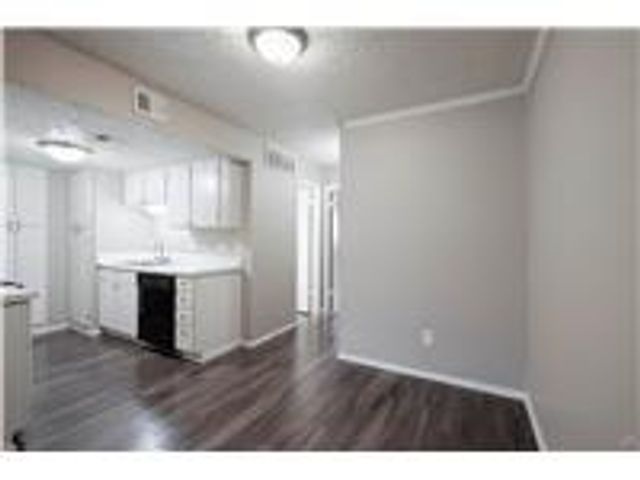 8100 N N Mopac Expressway 12-255, Austin, TX 78759