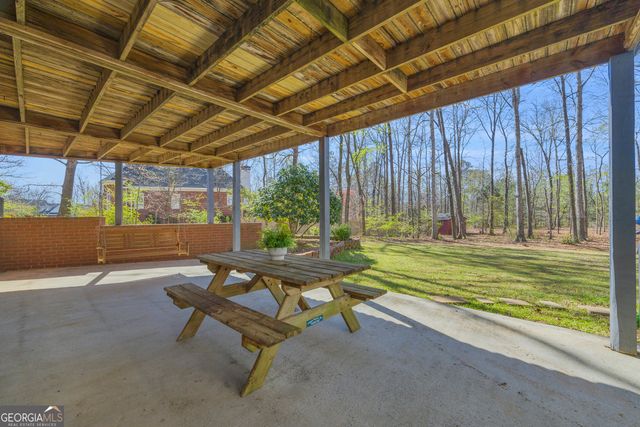 1120 Liberty Lane, Bogart, GA 30622