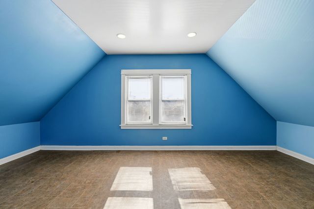 2229 N Kedvale Avenue, Chicago, IL 60639