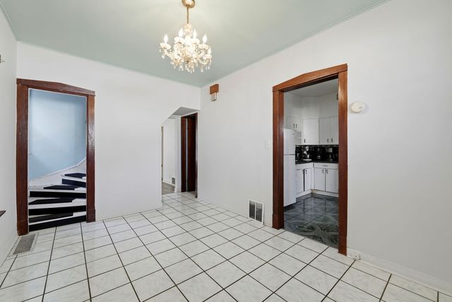 2229 N Kedvale Avenue, Chicago, IL 60639