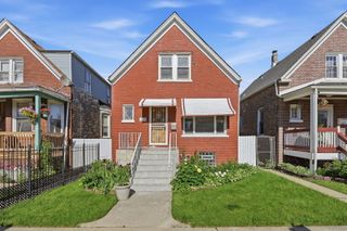 2229 N Kedvale Avenue, Chicago, IL 60639