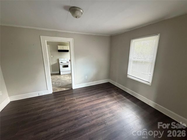 1002 N Salisbury Avenue, Spencer, NC 28159