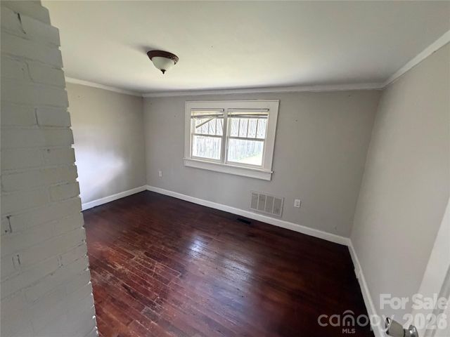 1002 N Salisbury Avenue, Spencer, NC 28159