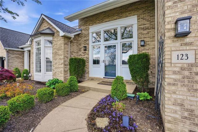 123 Sebago Lake Drive, Ohio Twp, PA 15143