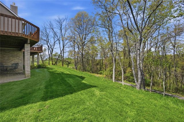 123 Sebago Lake Drive, Ohio Twp, PA 15143