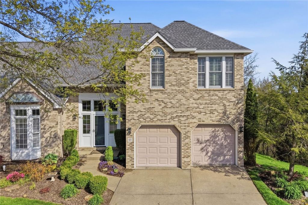 123 Sebago Lake Drive, Ohio Twp, PA 15143