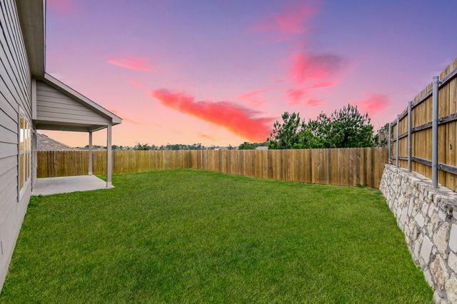 679 Red Elm Lane, Conroe, TX 77304