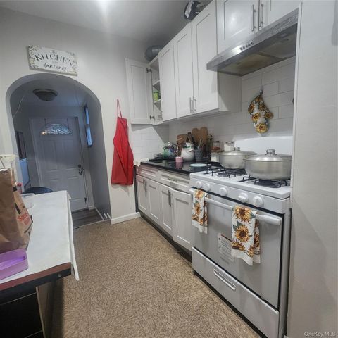 4821 91st Street, Elmhurst, NY 11373