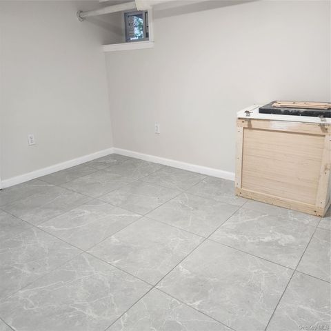 4821 91st Street, Elmhurst, NY 11373