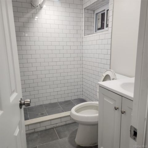 4821 91st Street, Elmhurst, NY 11373