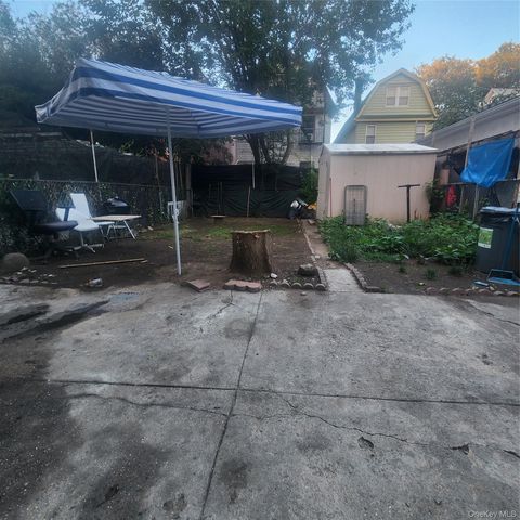 4821 91st Street, Elmhurst, NY 11373