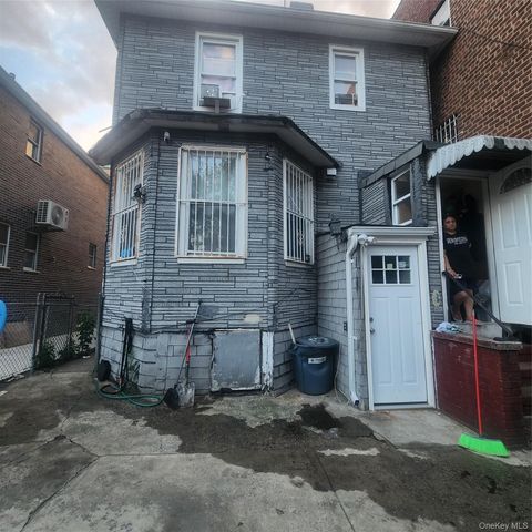 4821 91st Street, Elmhurst, NY 11373