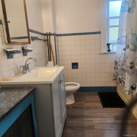4821 91st Street, Elmhurst, NY 11373