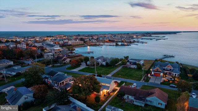 303 SALISBURY, Rehoboth Beach, DE 19971