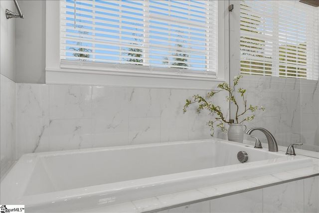 126 Na Lin Way, Anderson, SC 29627