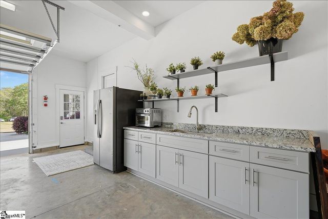126 Na Lin Way, Anderson, SC 29627