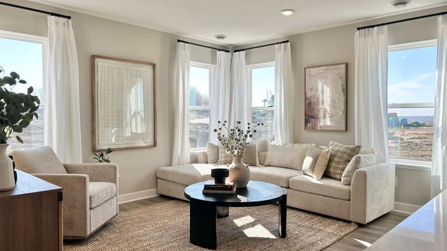 1686 Zumbro Avenue, Shakopee, MN 55379